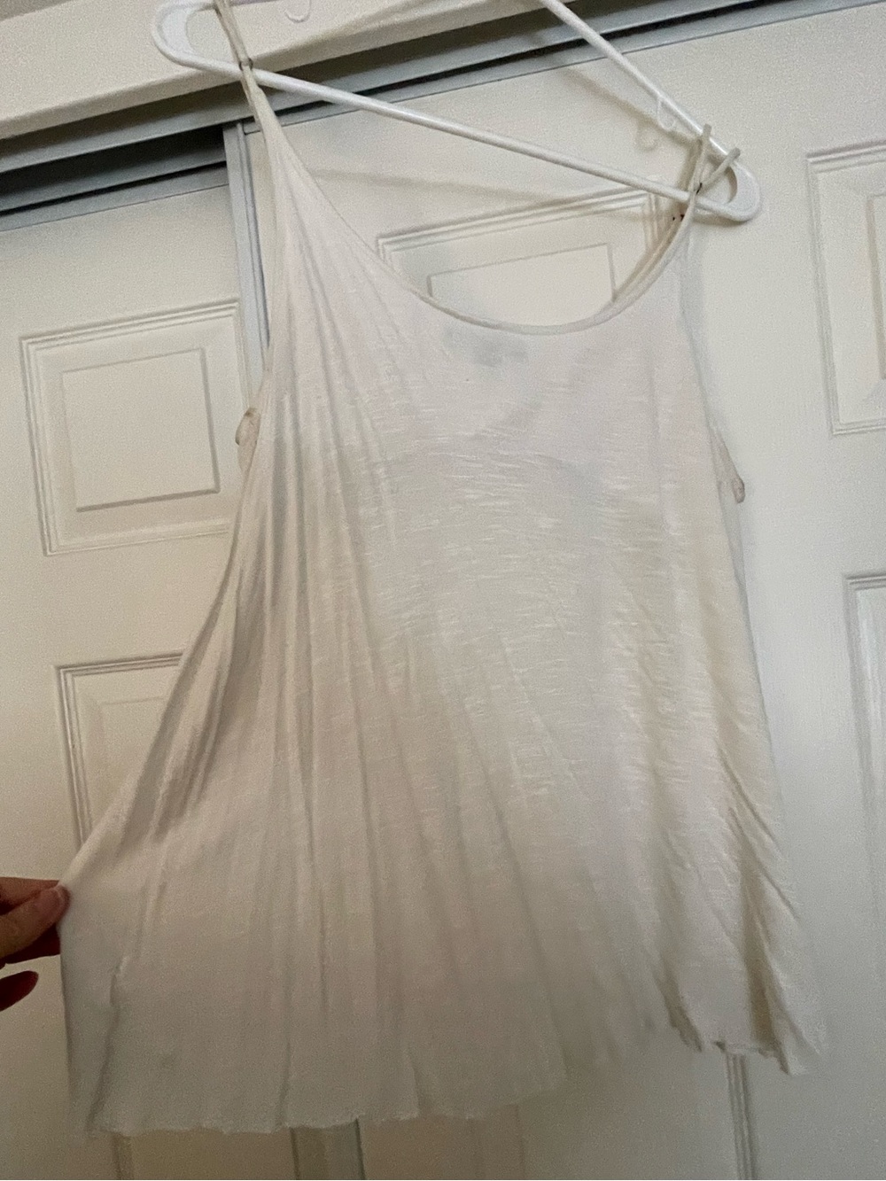 American Eagle Outfitters Lightweight Cream Women’s Tank Top